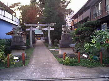 廻沢稲荷神社（１）